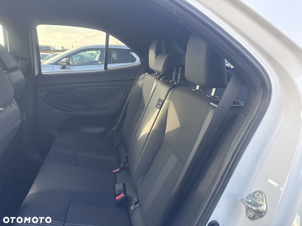 Toyota Yaris Cross Hybrid 1.5 Adventure - 17