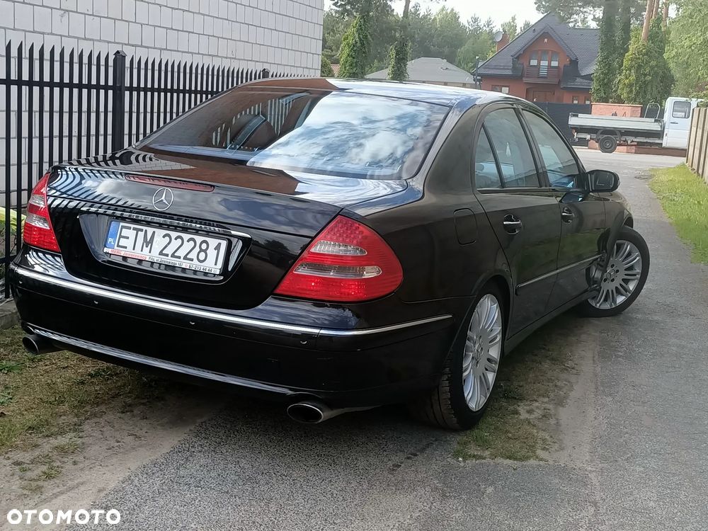Mercedes-Benz Klasa E 200 Kompressor T Avantgarde - 3