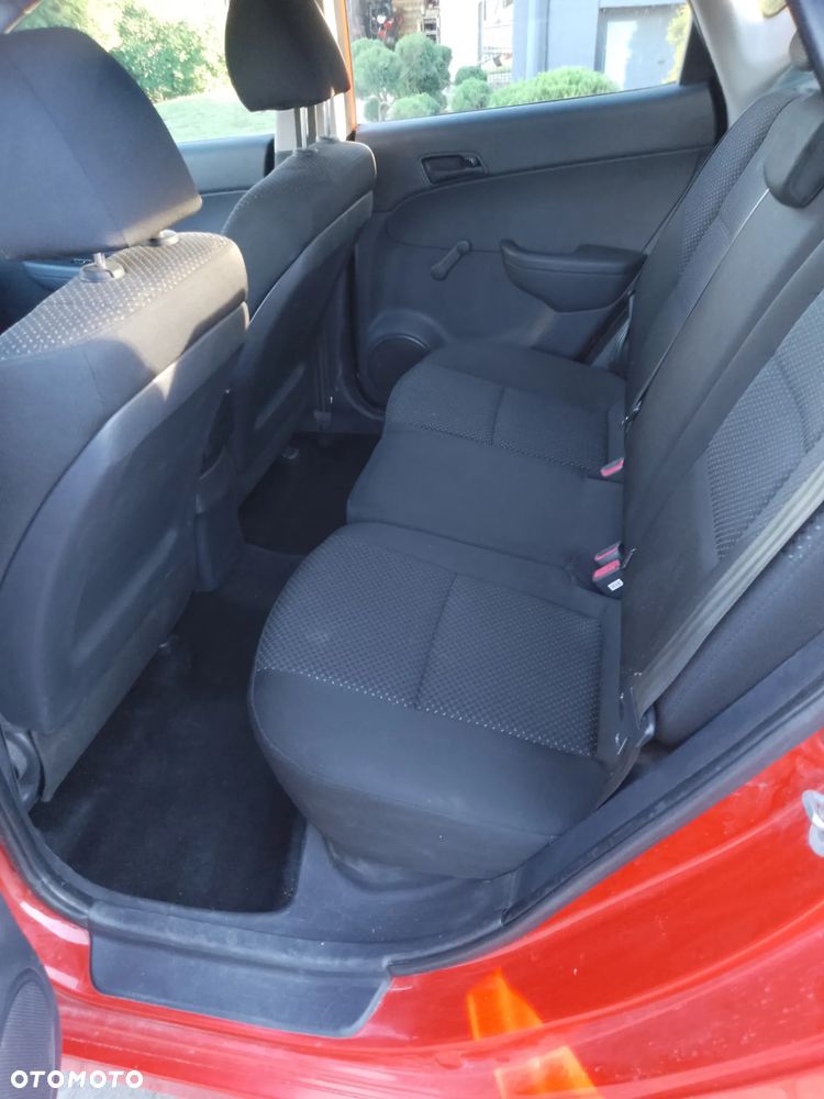 Hyundai i30 1.4 Classic EU5 - 19