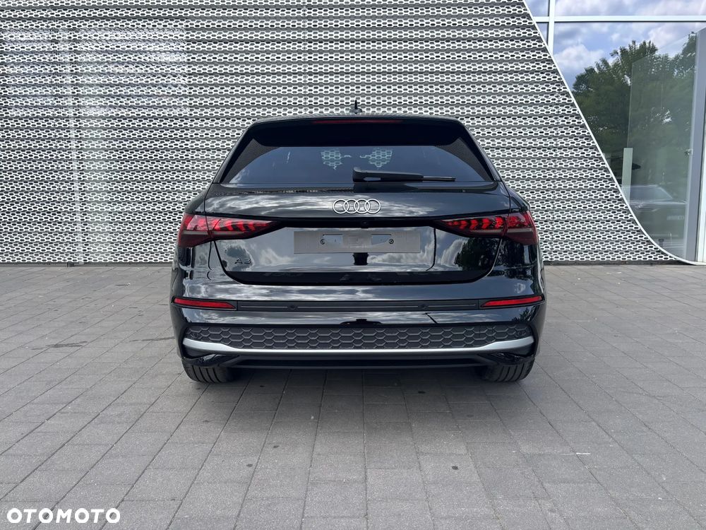Audi A3 Sportback - 7
