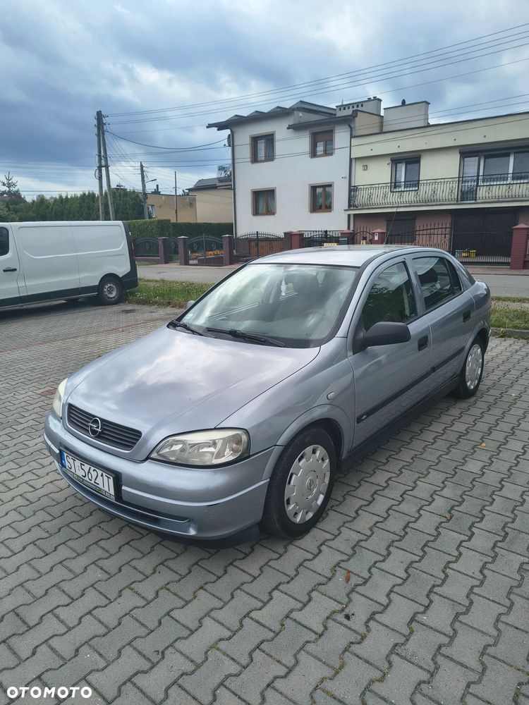 Opel Astra 1.4 - 3