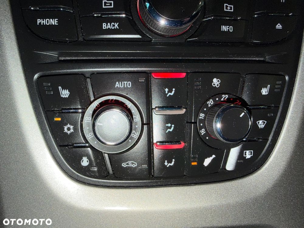 Opel Astra 1.4 Turbo Active - 22