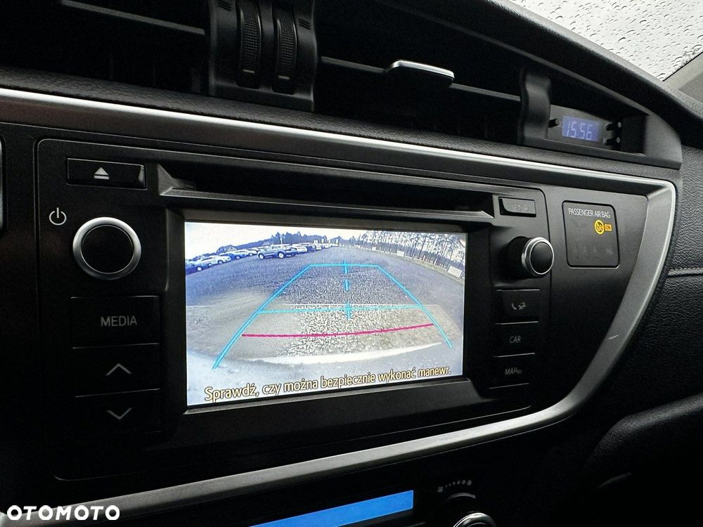 Toyota Auris 1.6 Valvematic Multidrive S Life Plus - 30