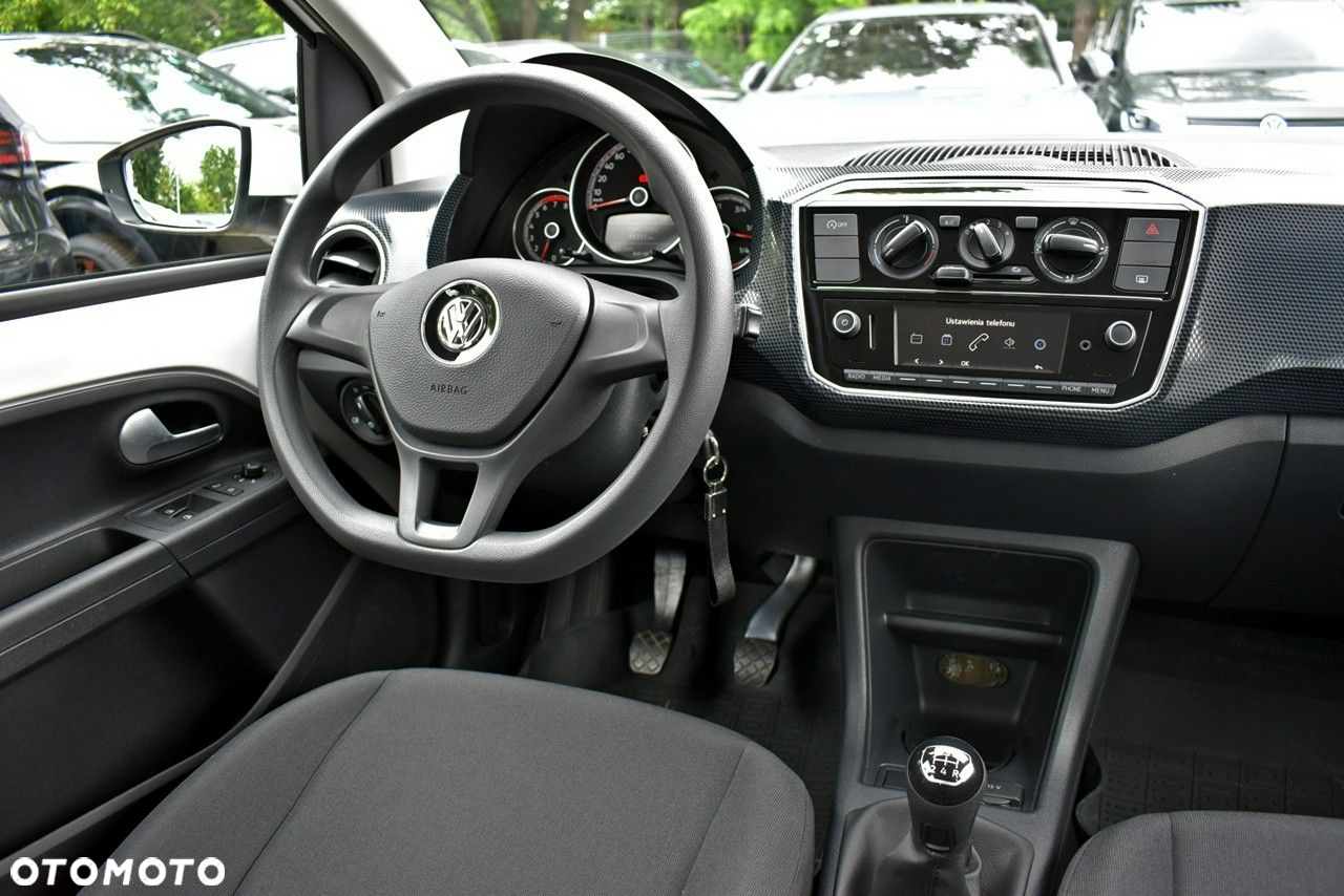 Volkswagen up! 1.0 move - 17