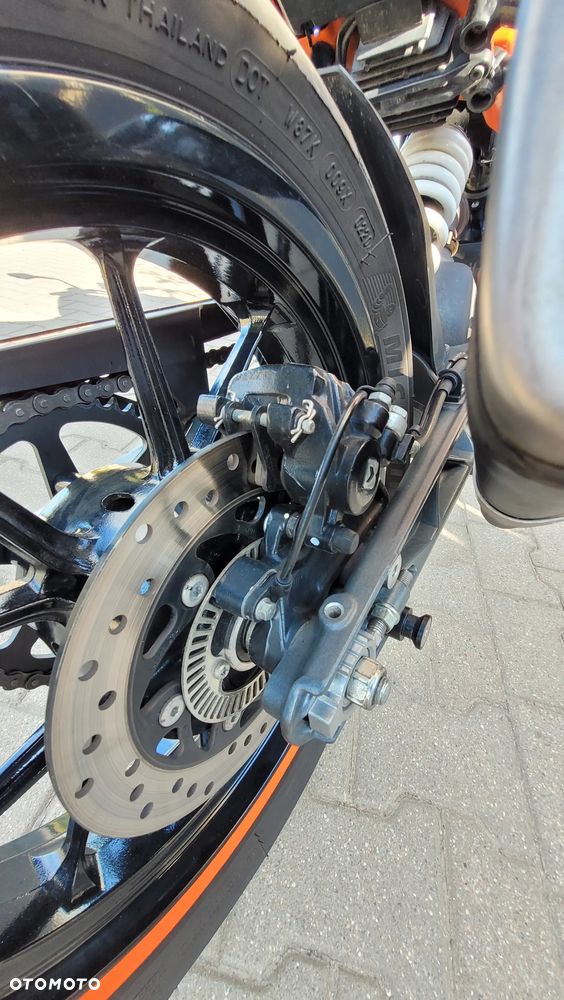 KTM Duke 125 - 15