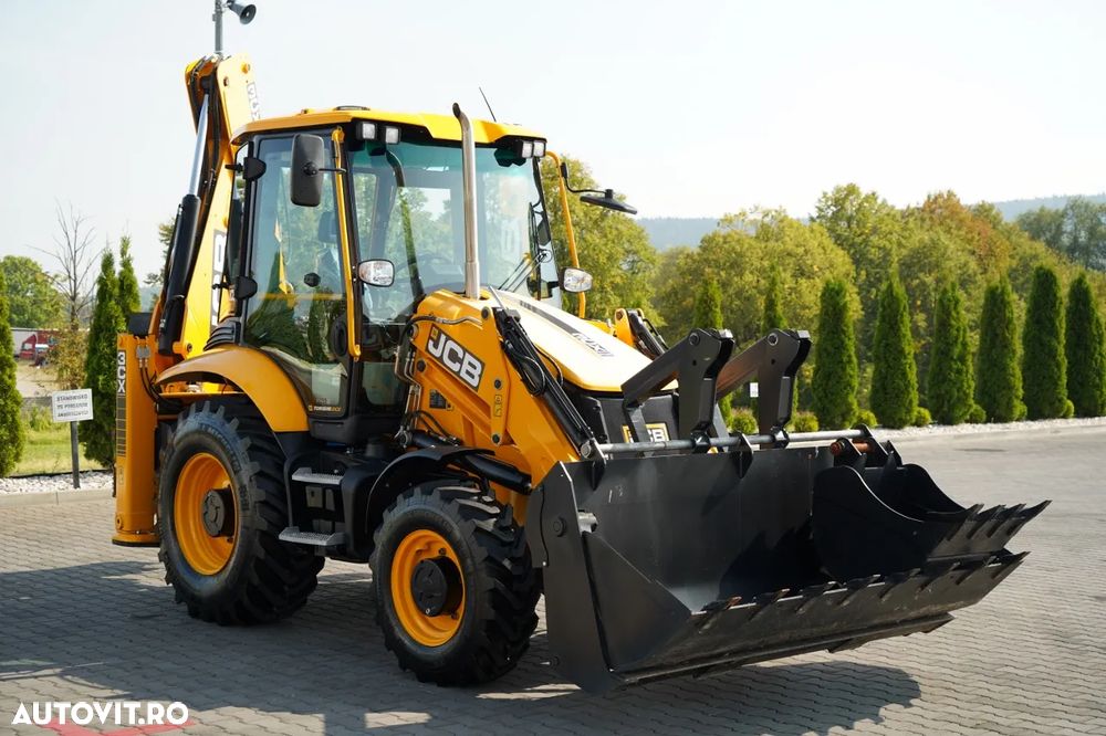 JCB 3CX / BULDOEXCAVATOR / NOU NOU / 0 LUNI - 14