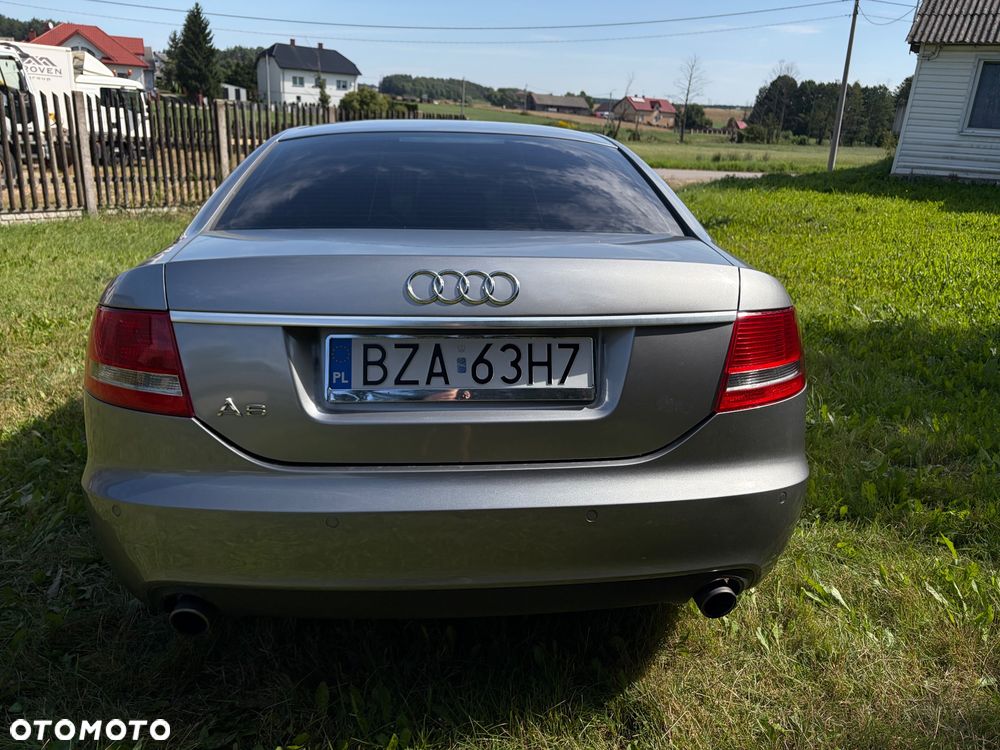 Audi A6 Limousine 2.4 - 2