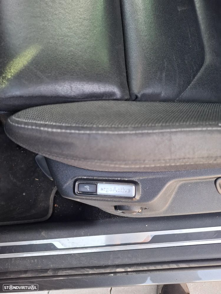 VW Tiguan 2.0 TDI R-Line - 10