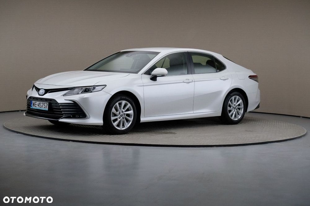 Toyota Camry 2.5 Hybrid Comfort CVT - 1