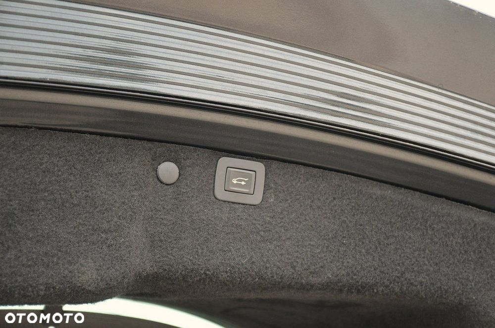 Opel Insignia - 32