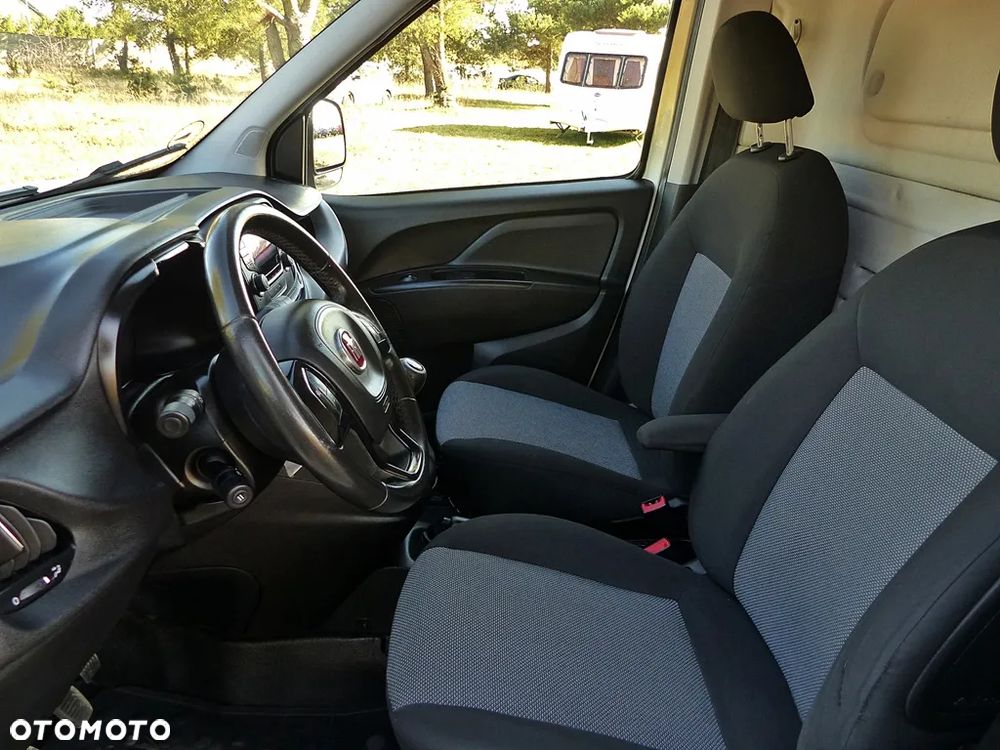 Fiat DOBLO - 27