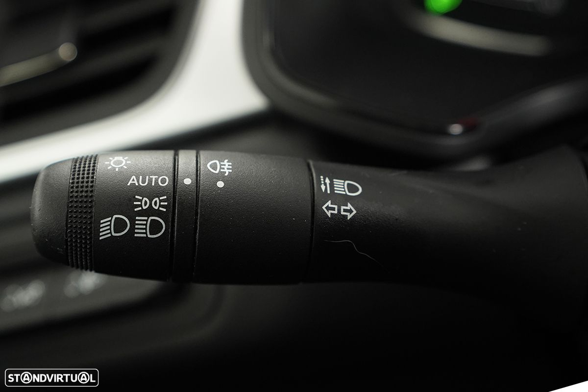 Renault Captur 1.0 TCe Techno Bi-Fuel - 17