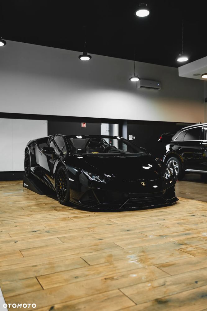 Lamborghini Huracan - 1