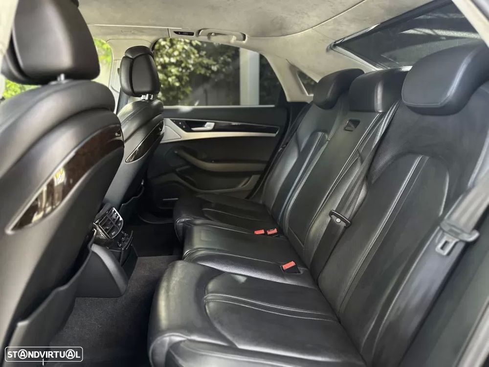Audi A8 3.0 TDI V6 quattro Clean Exclusive - 19