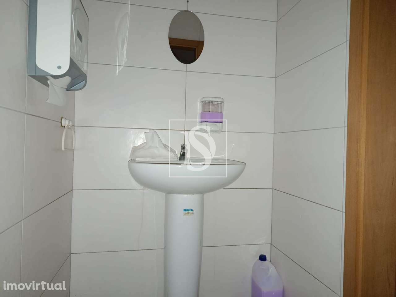 Armazém Industrial em excelente localização, junto ao nó de acesso à A - Grande imagem: 5/25