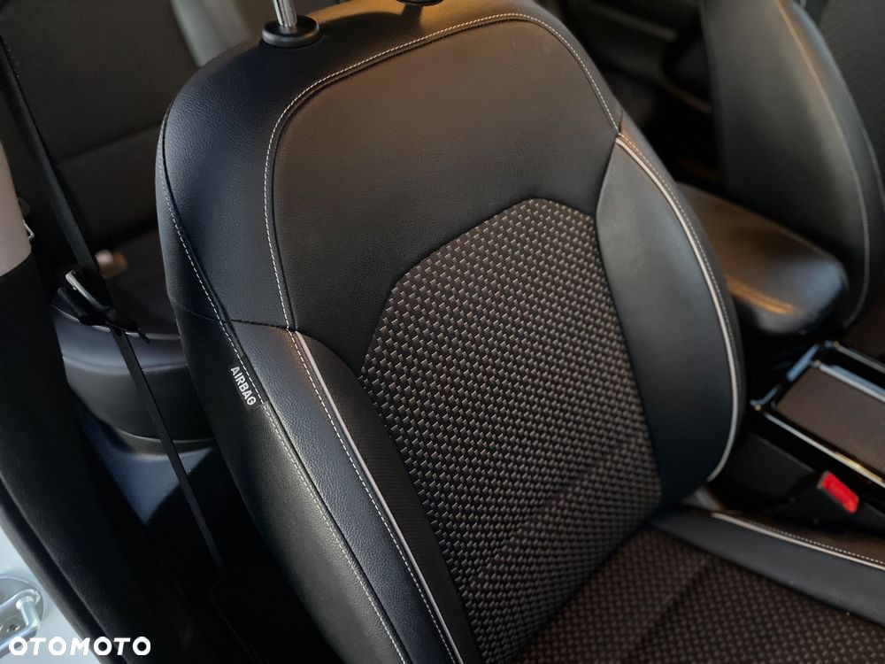 Kia XCeed 1.6 CRDi LAUNCH EDITION - 17
