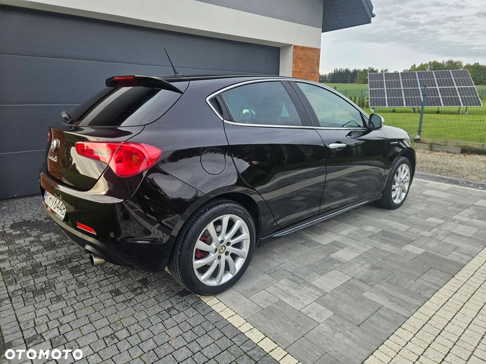 Alfa Romeo Giulietta - 9