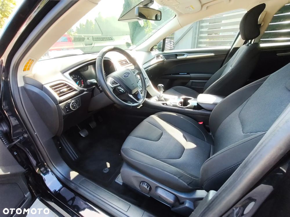 Ford Mondeo 2.0 EcoBlue Titanium - 27
