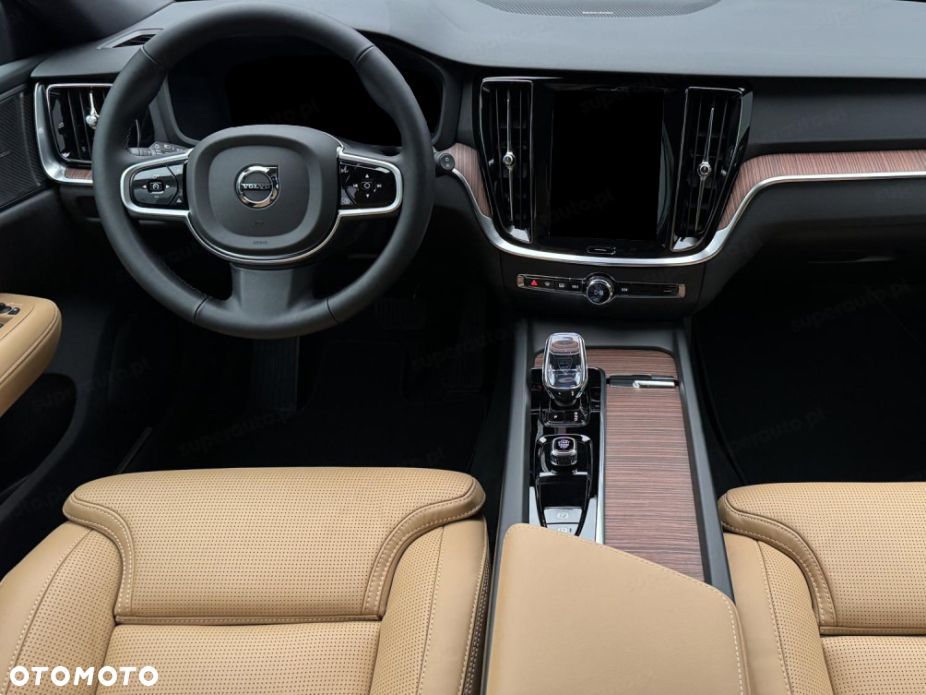 Volvo V60 B4 B Ultra Dark - 8