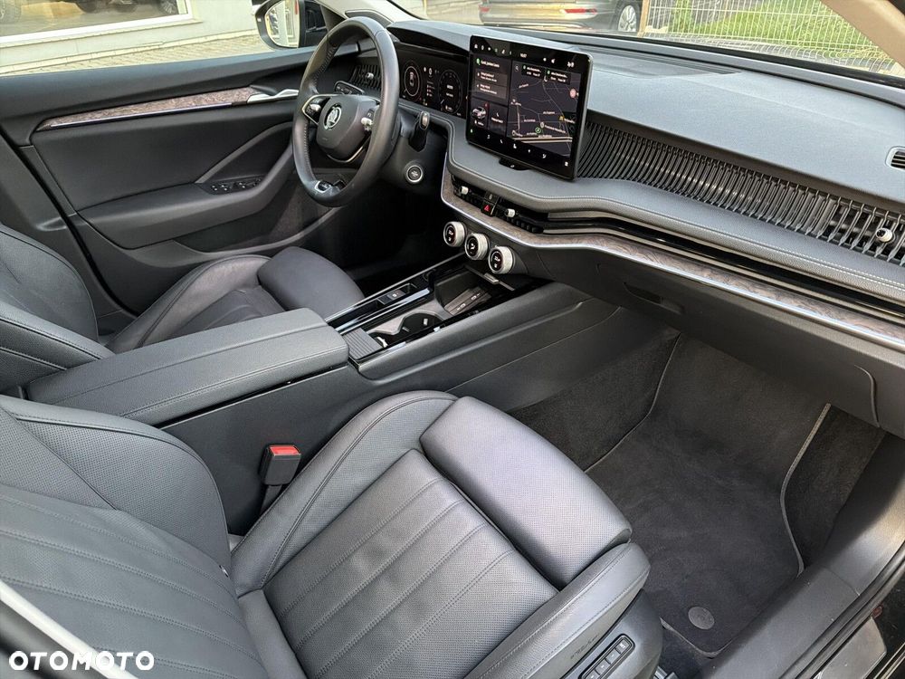 Skoda Superb 2.0 TDI SCR 4x4 L&K DSG - 16