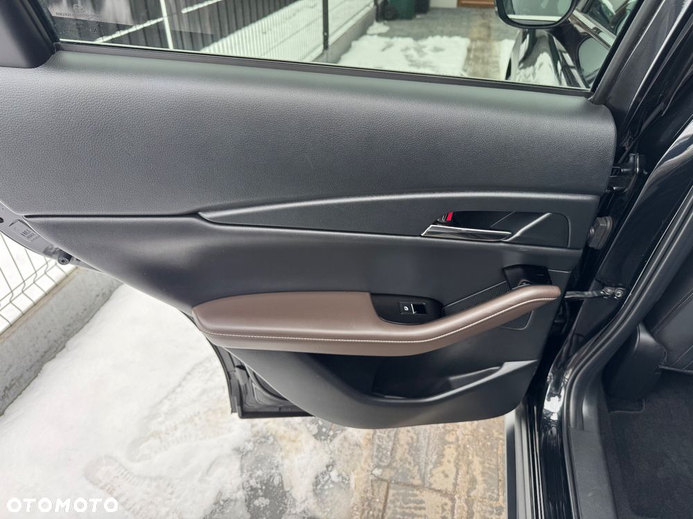 Mazda CX-30 2.0 mHEV Hikari 2WD - 21