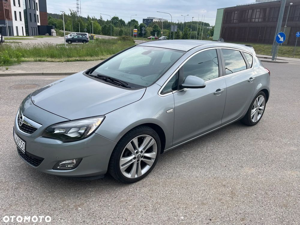 Opel Astra 1.4 T Cosmo S&S - 1