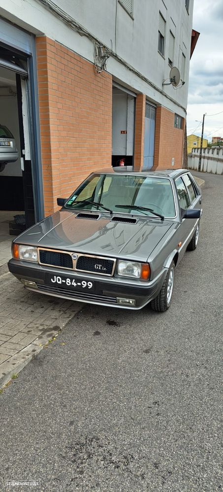 Lancia Delta 1.6 GT ie - 8