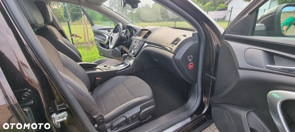 Opel Insignia - 17
