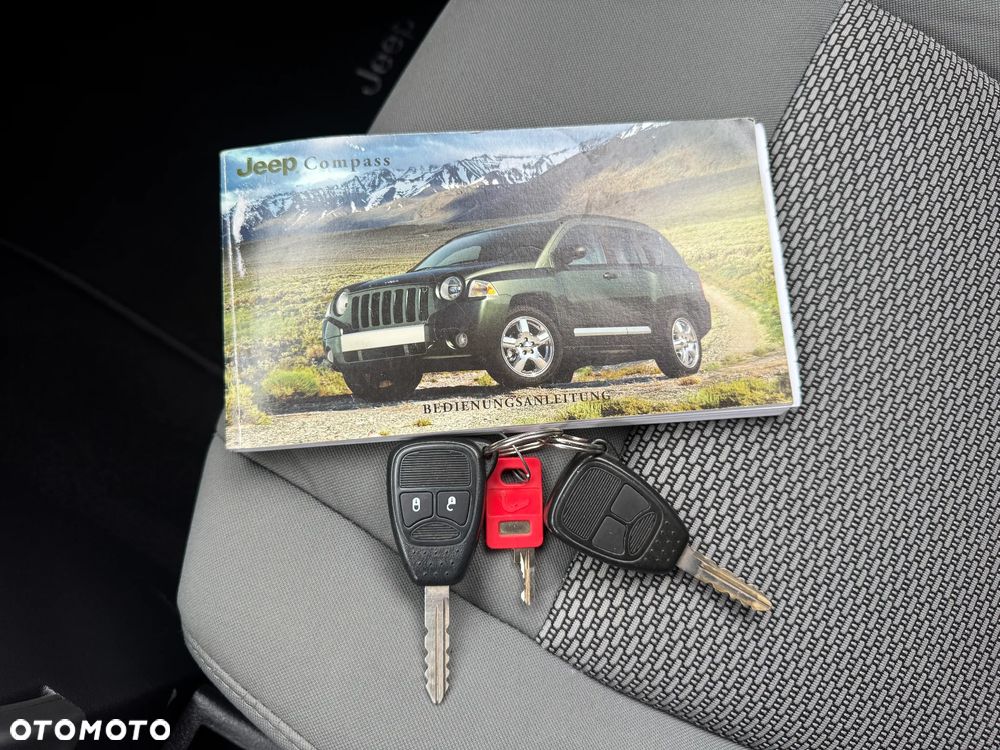 Jeep Compass 2.4I 4x4 Sport - 40