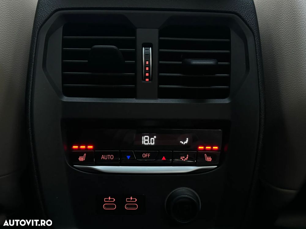 BMW Seria 3 330i AT M Sport - 23