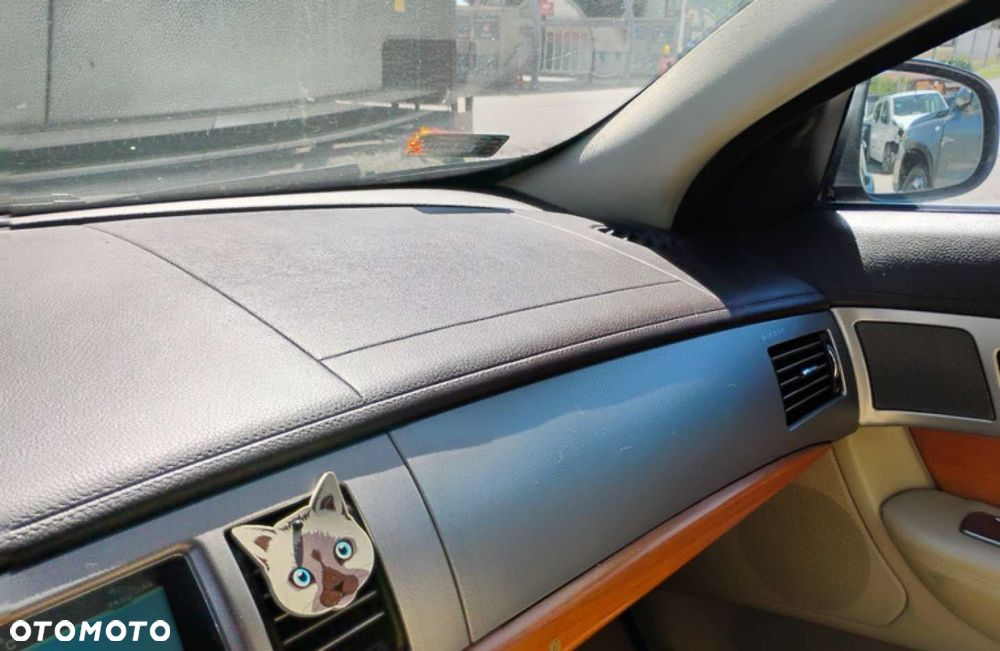 Jaguar XF - 20