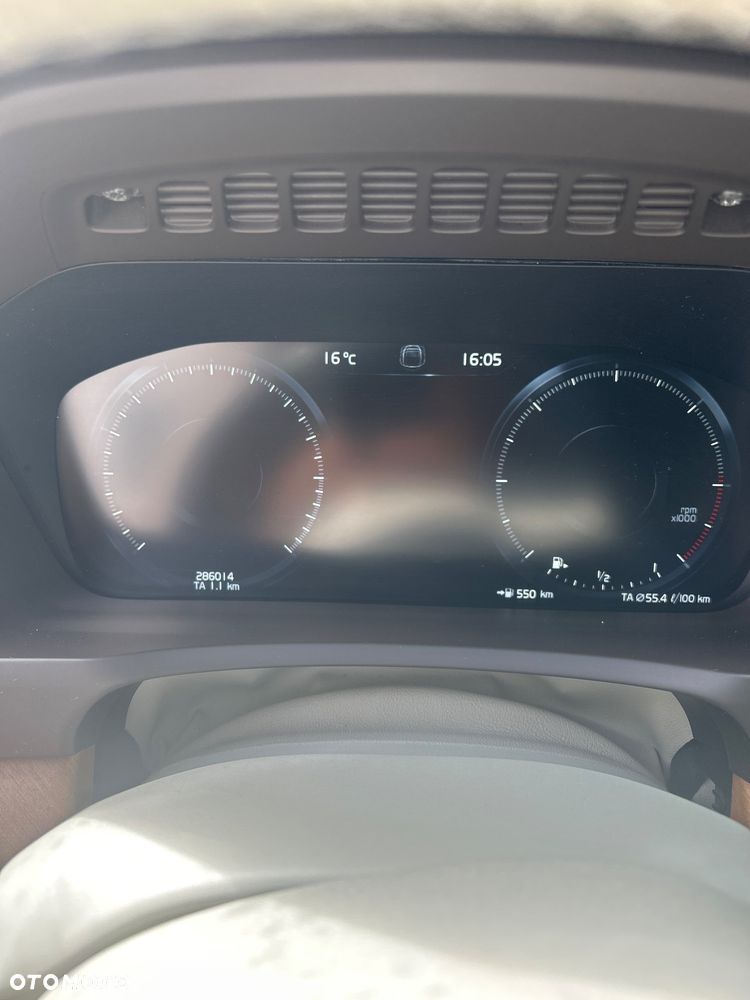 Volvo XC 90 D5 AWD Inscription 7os - 36