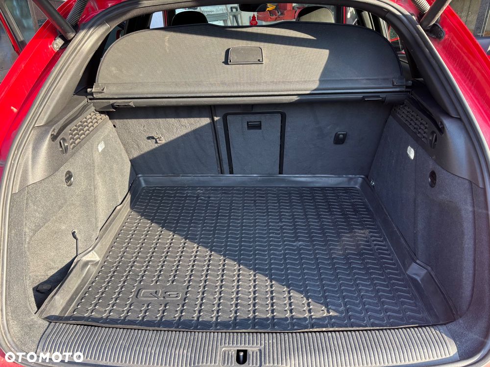 Audi Q3 - 18