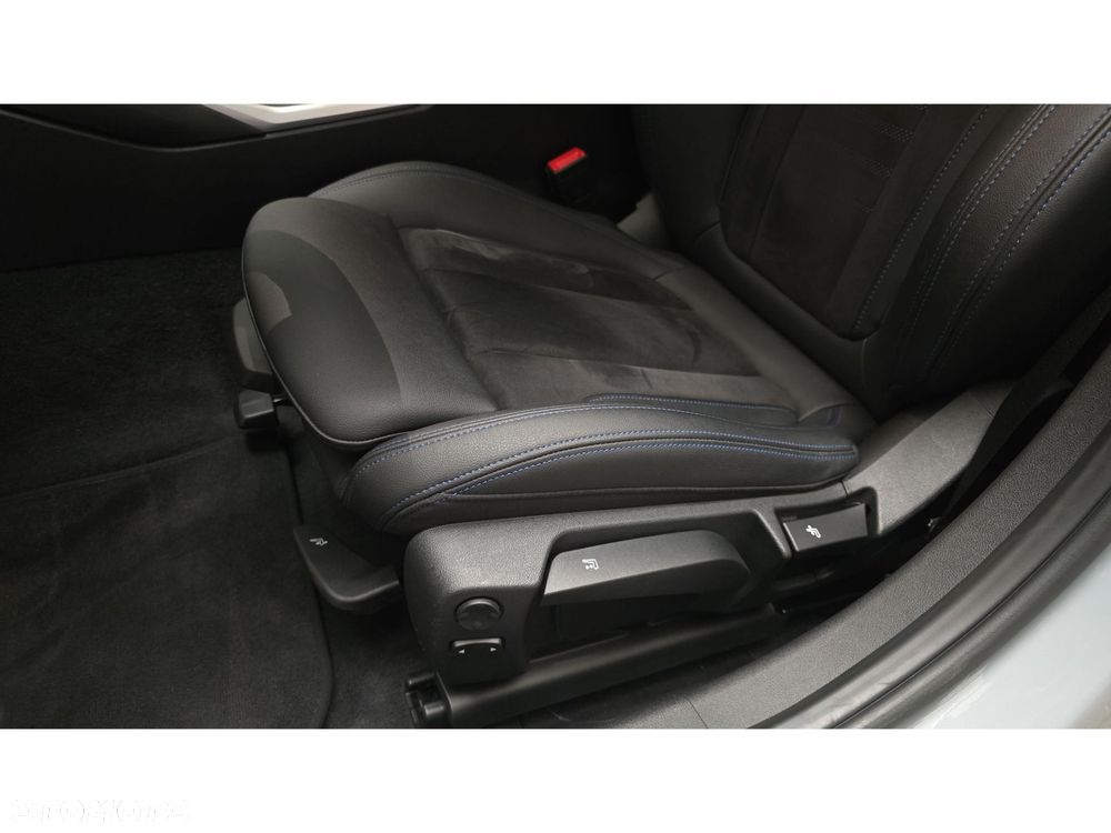 BMW Seria 3 320d xDrive M Sport - 19