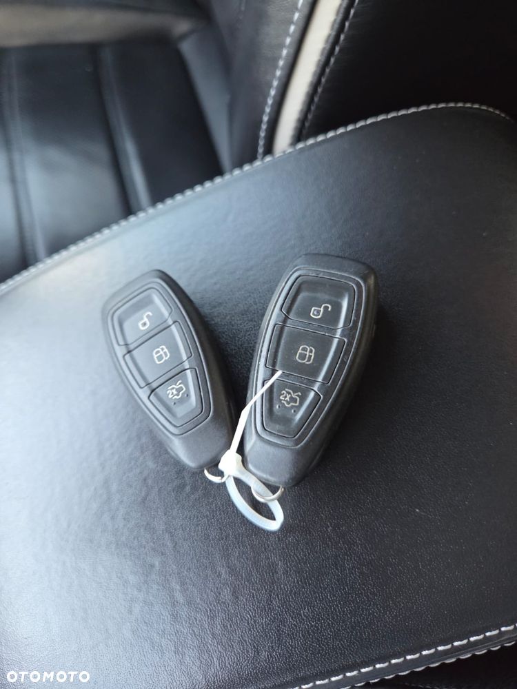 Ford Mondeo 2.2 TDCi Titanium X - 13