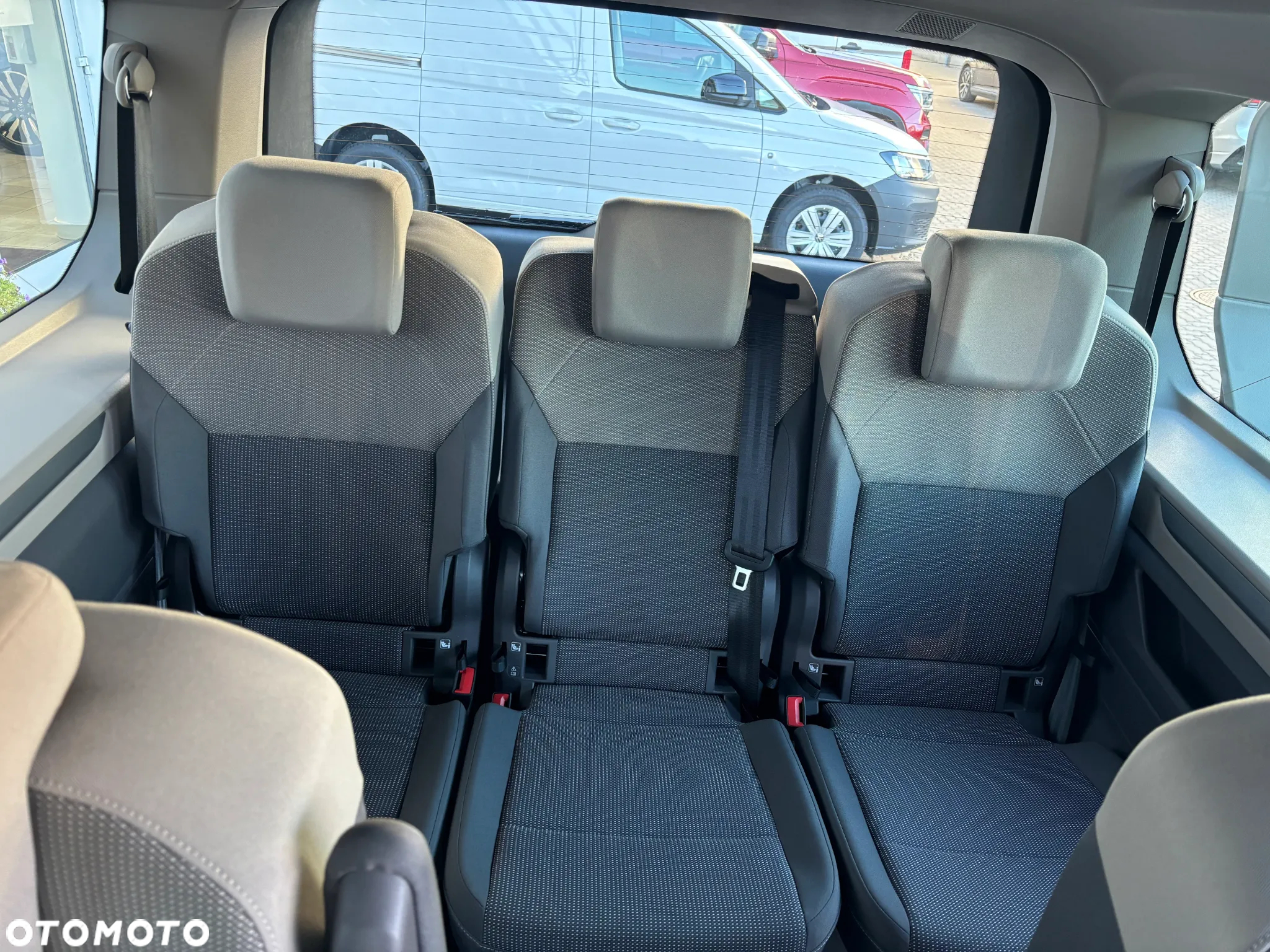 Volkswagen Multivan 2.0 TSI L2 Life DSG - 22