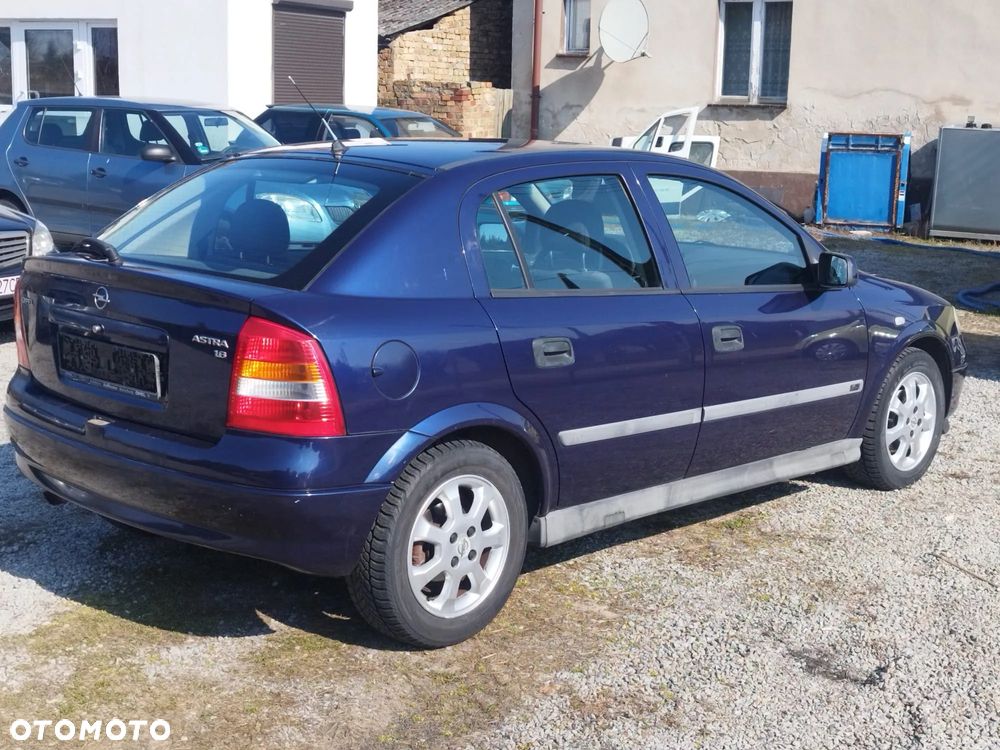 Opel Astra 1.6 GL / Start - 4