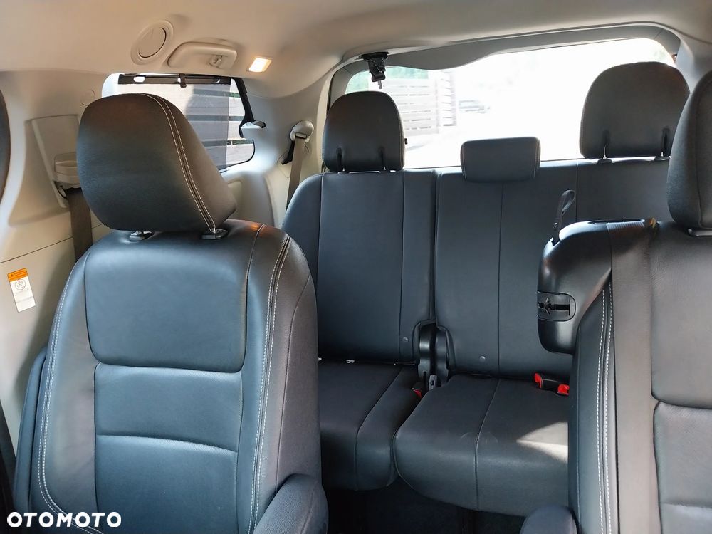 Toyota Sienna 3.5 V6 SE - 6