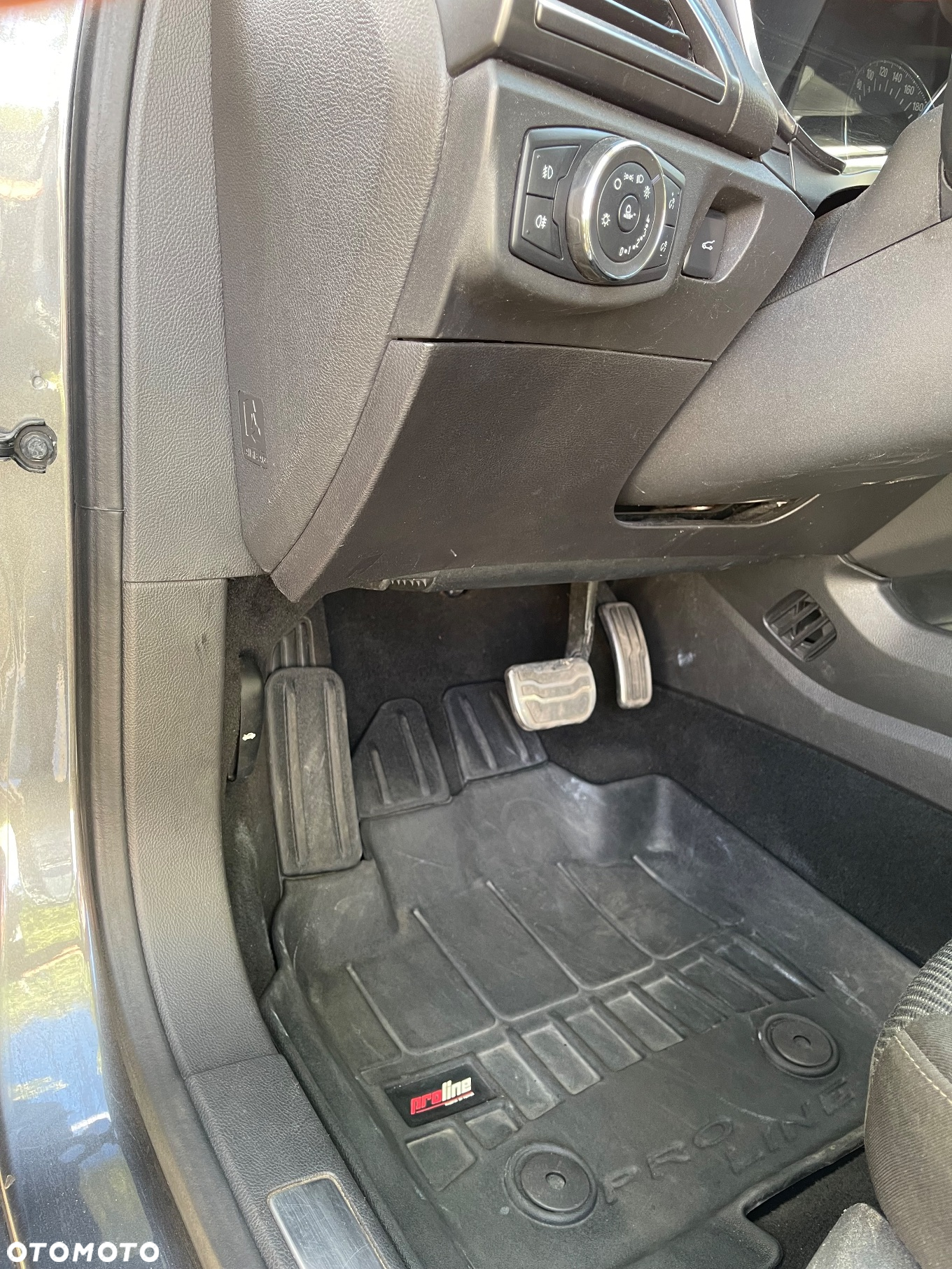 Ford Mondeo Turnier 2.0 TDCi Start-Stopp PowerShift-Aut Titanium - 6