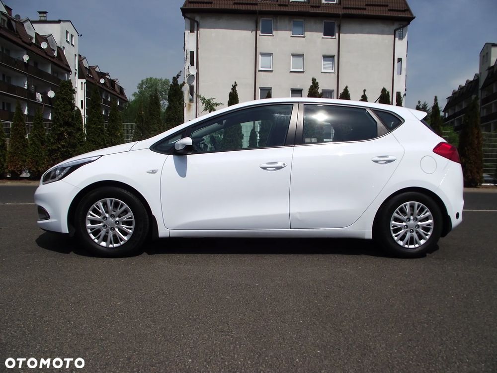 Kia Ceed 1.4 S - 12