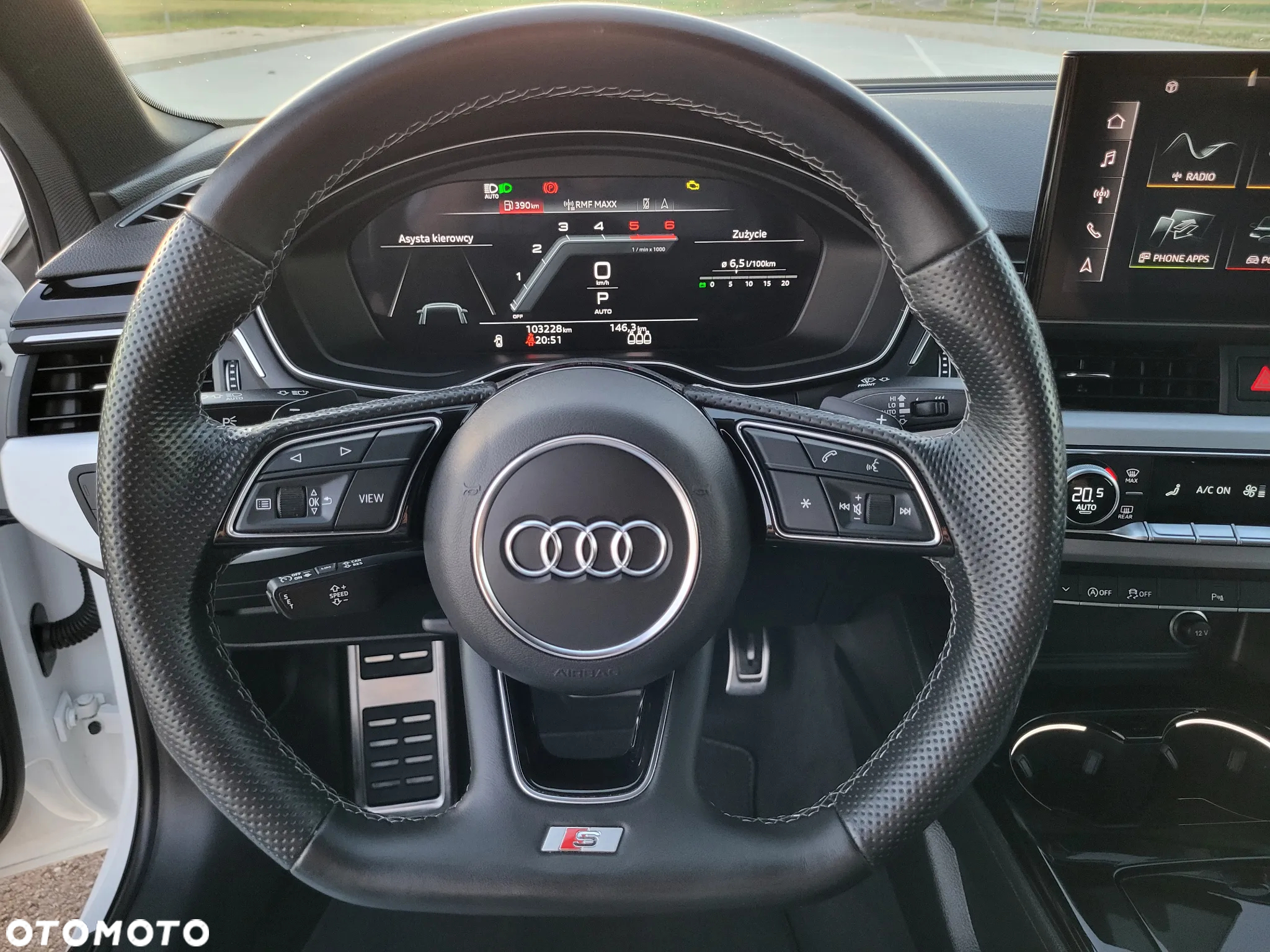 Audi A4 40 TDI S tronic S line - 28