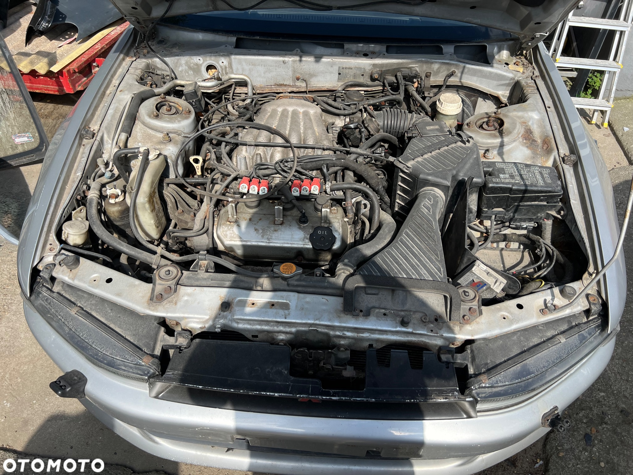 Mitsubishi Galant - 9