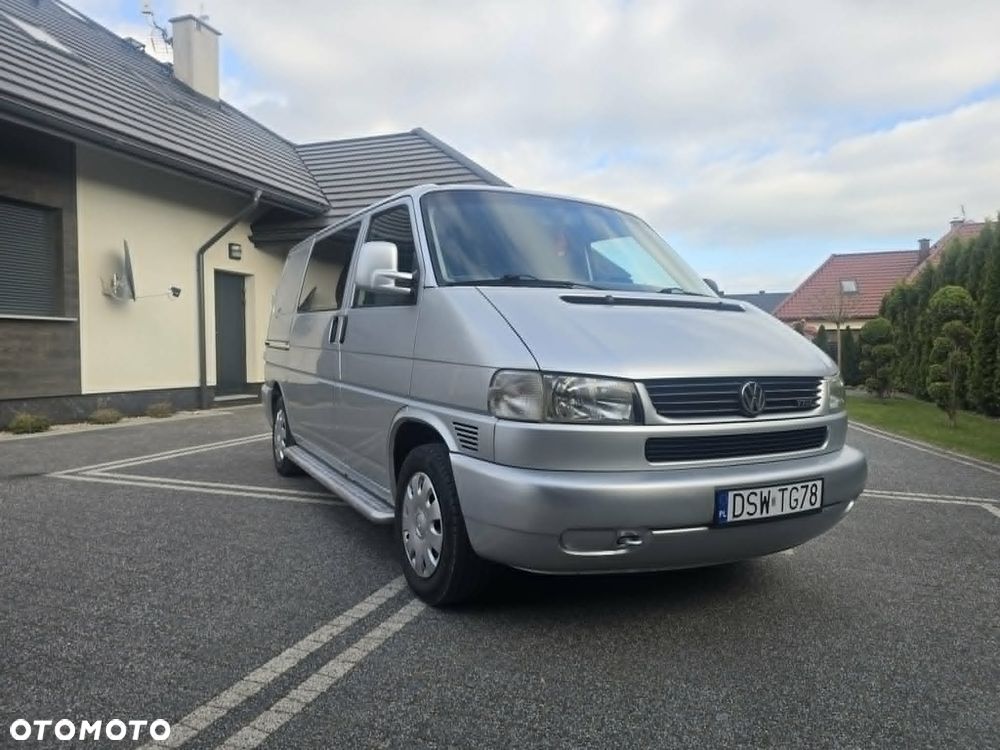 Volkswagen Transporter - 1