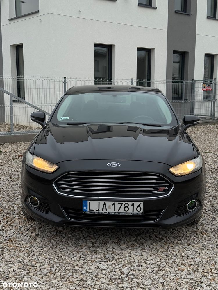 Ford Fusion 2.0 EcoBoost Titanium - 3