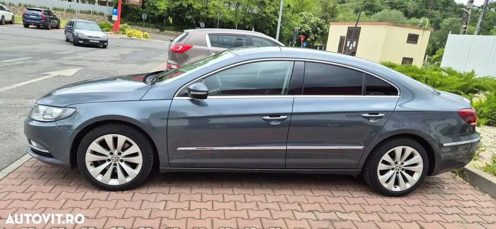 Volkswagen Passat CC - 1