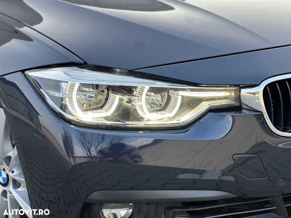 BMW Seria 3 330e iPerformance Luxury Line - 38