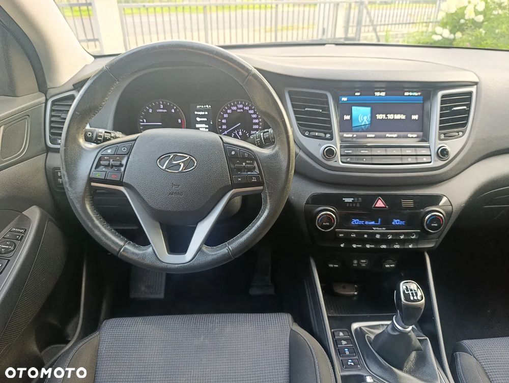 Hyundai Tucson blue 1.7 CRDi 2WD Advantage - 12