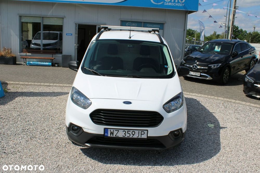 Ford Transit Courier - 3