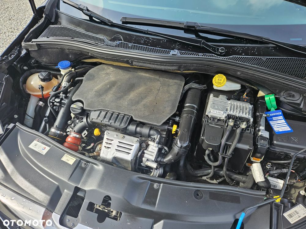 Peugeot 2008 - 9