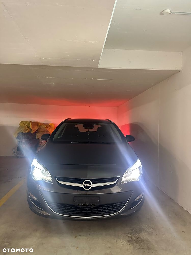 Opel Astra 2.0 CDTI ecoFLEX Start/Stop Exklusiv - 8
